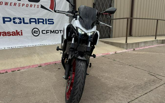 2026 Kawasaki Z500 SE ABS
