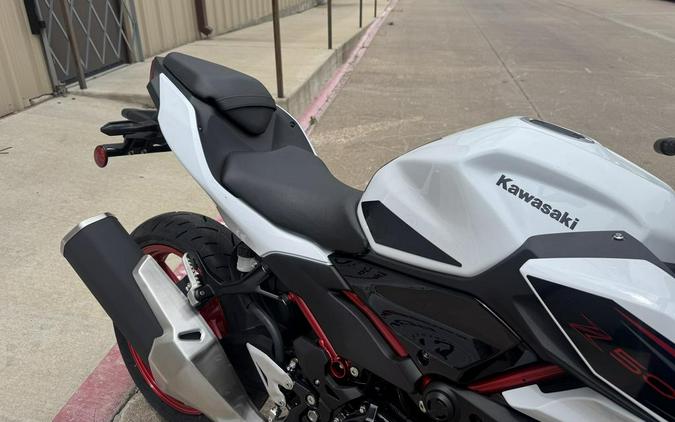 2026 Kawasaki Z500 SE ABS