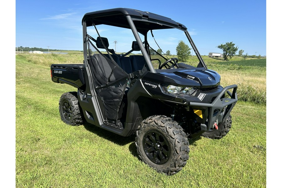 2024 Can-Am SSV DEF XT 62 HD9 BK 24 XT HD9