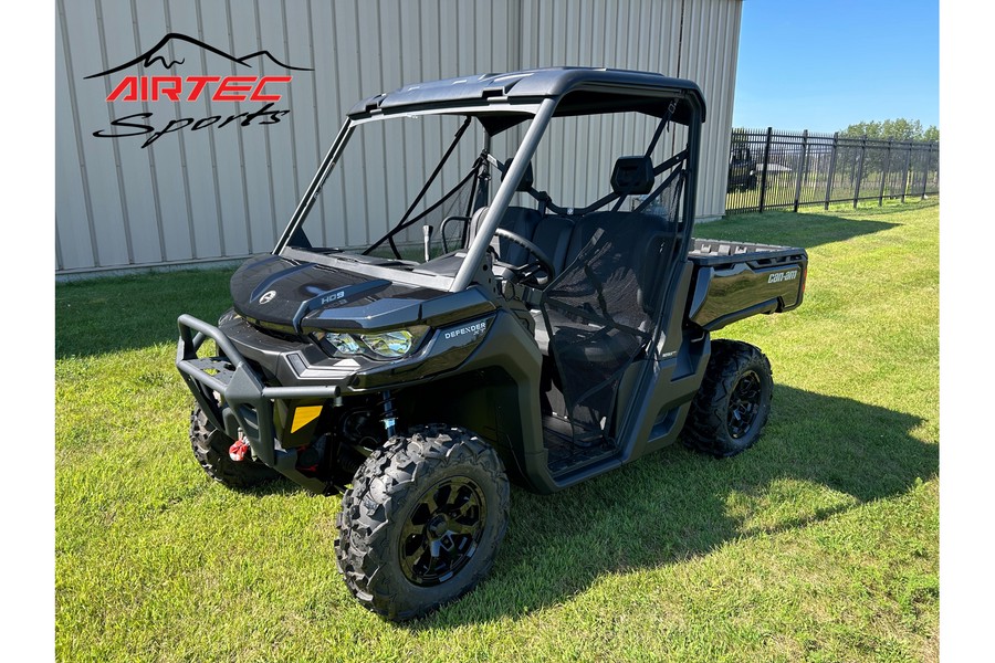 2024 Can-Am SSV DEF XT 62 HD9 BK 24 XT HD9