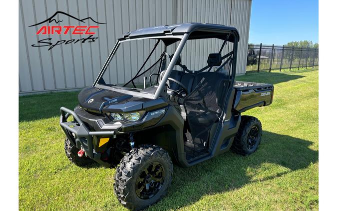 2024 Can-Am SSV DEF XT 62 HD9 BK 24 XT HD9