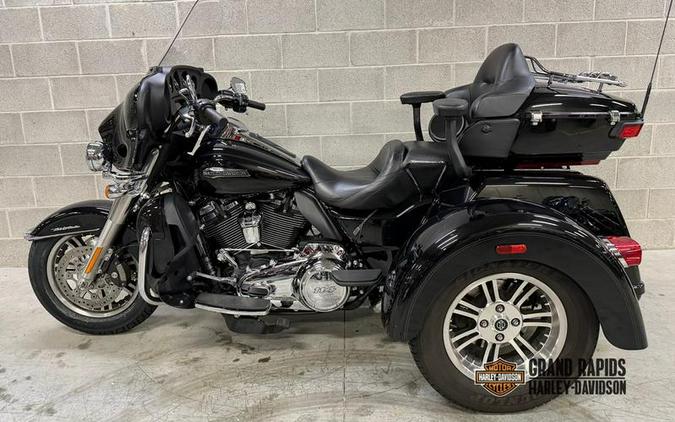 2021 Harley-Davidson® FLHTCUTG - Tri Glide® Ultra