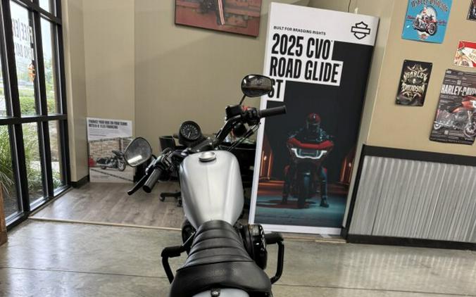 2020 Harley-Davidson Iron 883