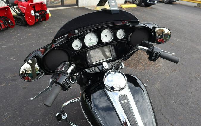 2016 Harley-Davidson® Street Glide® Special