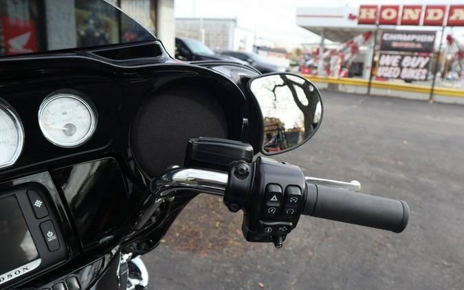 2016 Harley-Davidson® Street Glide® Special