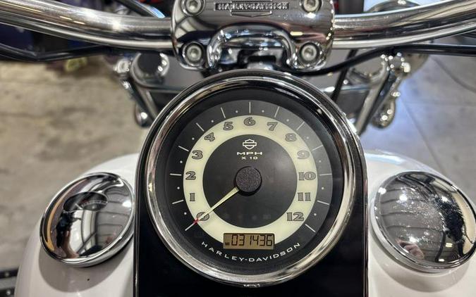 2016 Harley-Davidson® FLSTN - Softail® Deluxe