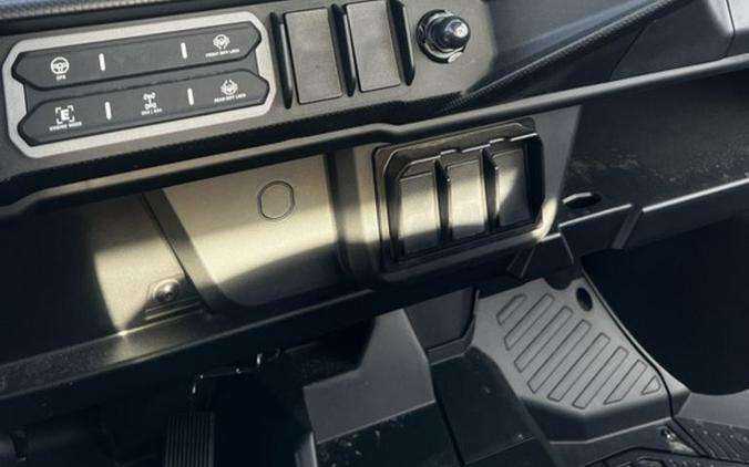 2026 Can-Am Defender MAX XT HD11