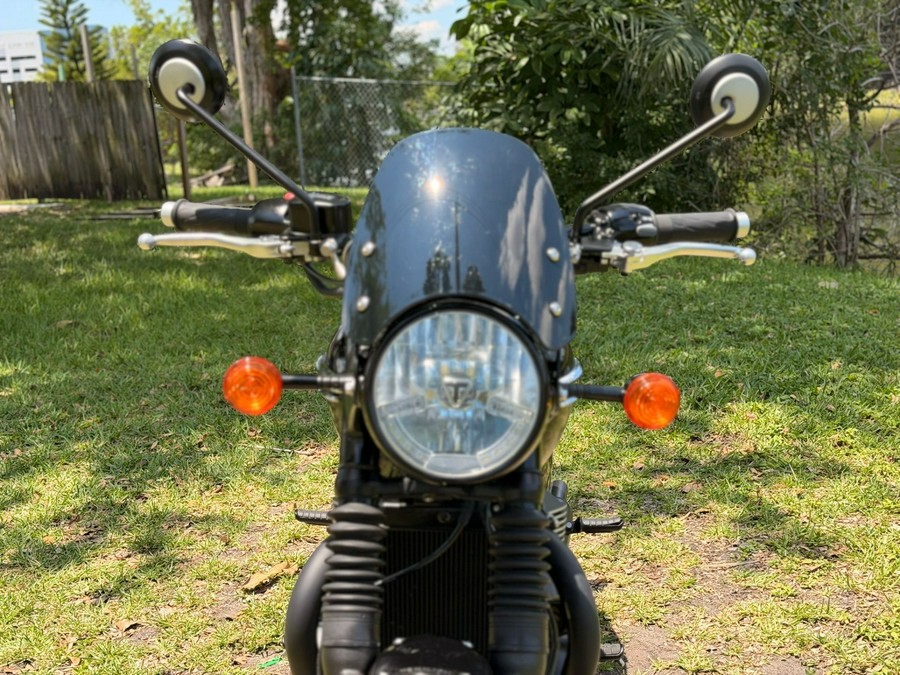 2023 Triumph Bonneville T120