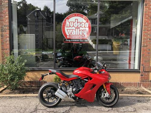 2020 Ducati SuperSport S Touring Review | Filling the Gap