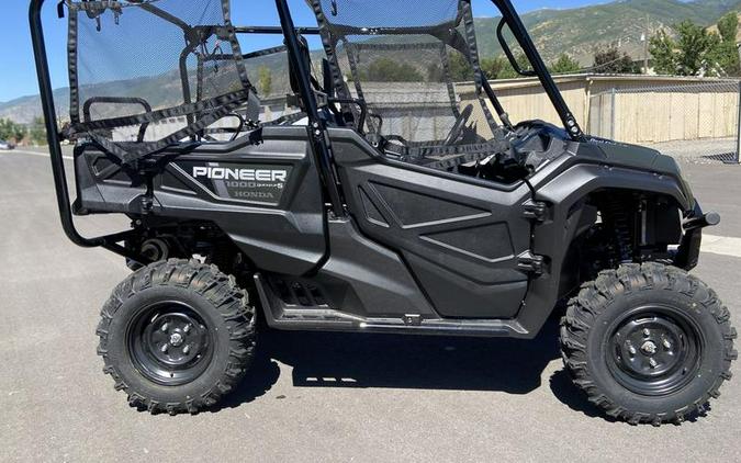 2024 Honda® Pioneer 1000-5