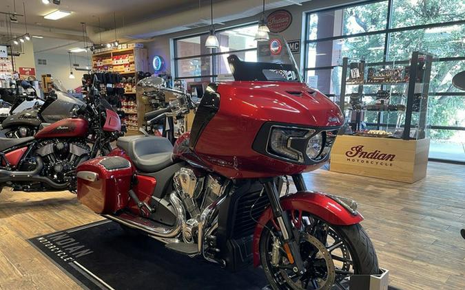 2025 Indian Challenger Limited 112 W/Powerband Audio Sunset R