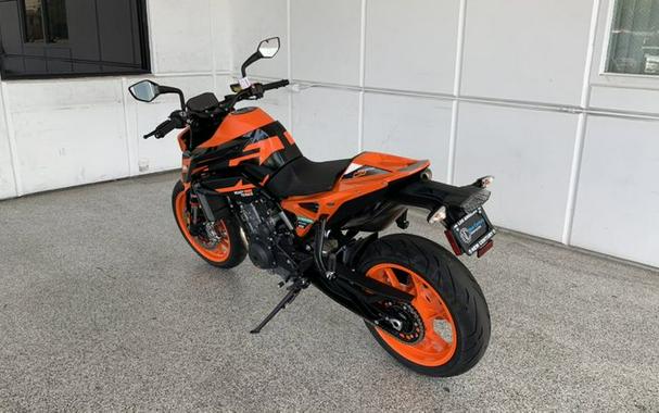 2022 KTM 890 DUKE GP