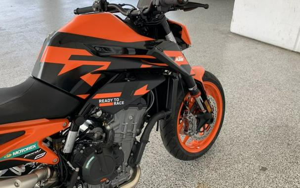 2022 KTM 890 DUKE GP