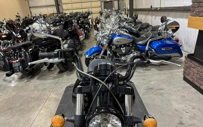 2016 Indian Motorcycle® Scout® Sixty Thunder Black