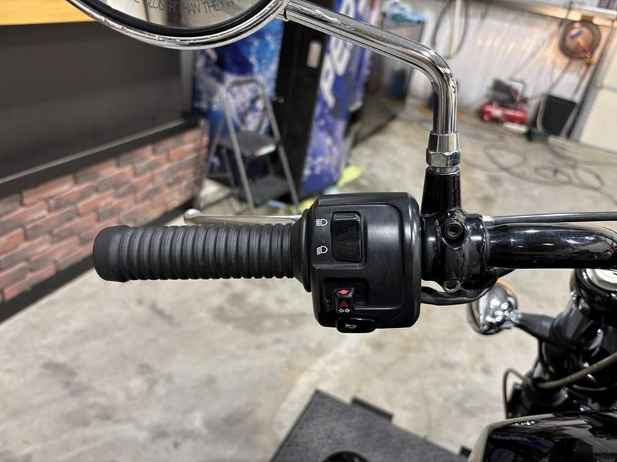 2016 Indian Motorcycle® Scout® Sixty Thunder Black