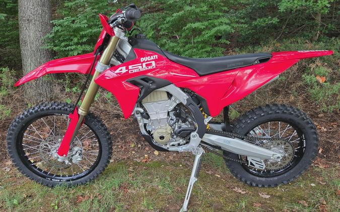 2026 DUCATI DESMO450 EDX