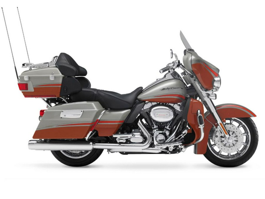 2009 Harley-Davidson® FLHTCUSE - CVO™ Ultra Classic® Electra Glide