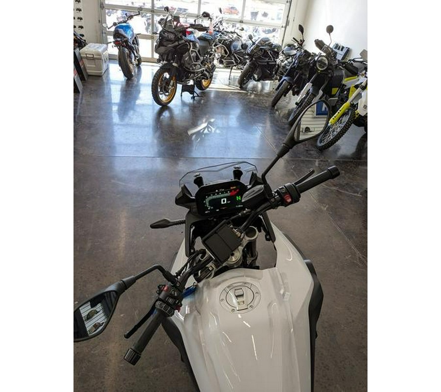 2023 BMW F 750 GS Light White