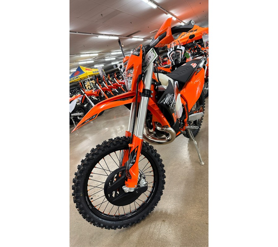 2025 KTM XC 300 W Hardenduro