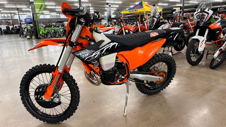 2025 KTM XC 300 W Hardenduro