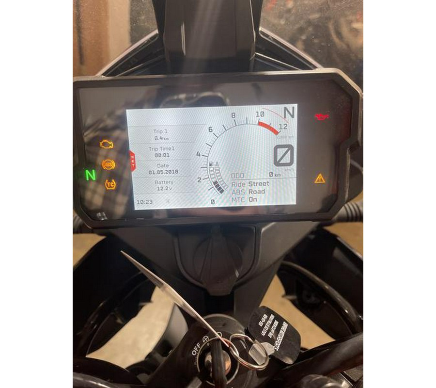 2024 KTM Adventure 390