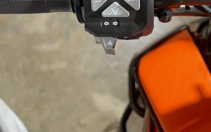 2024 KTM Adventure 390