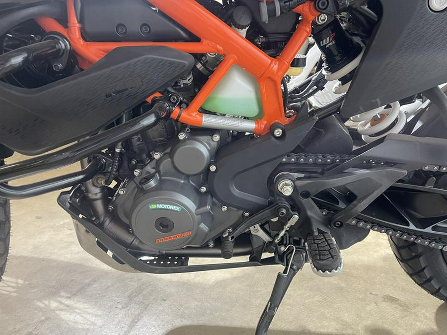 2024 KTM Adventure 390