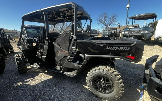 2026 Can-Am Defender MAX Lone Star HD11