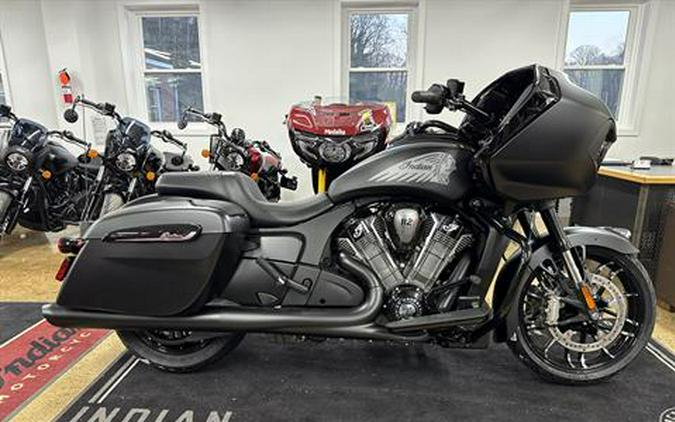 2026 Indian Motorcycle Challenger® Dark Horse® 112 with PowerBand Audio Package