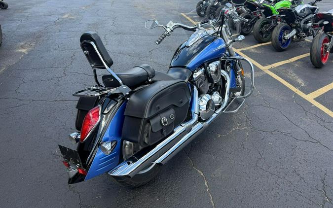 2008 Honda VTX™ 1800 Tourer Spec 1