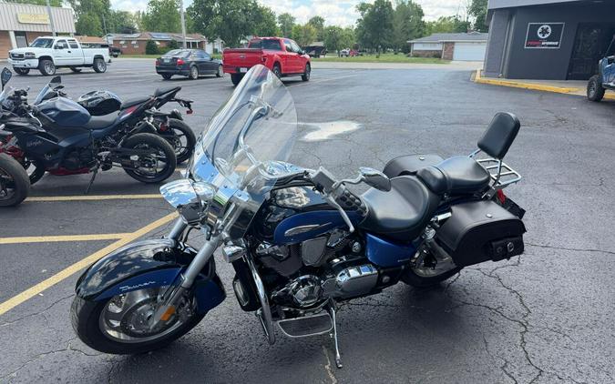 2008 Honda VTX™ 1800 Tourer Spec 1