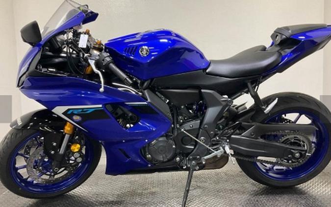 2025 Yamaha YZF-R7