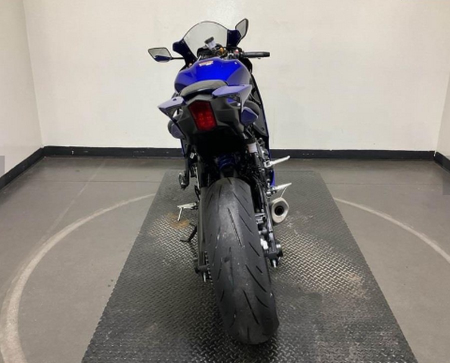 2025 Yamaha YZF-R7