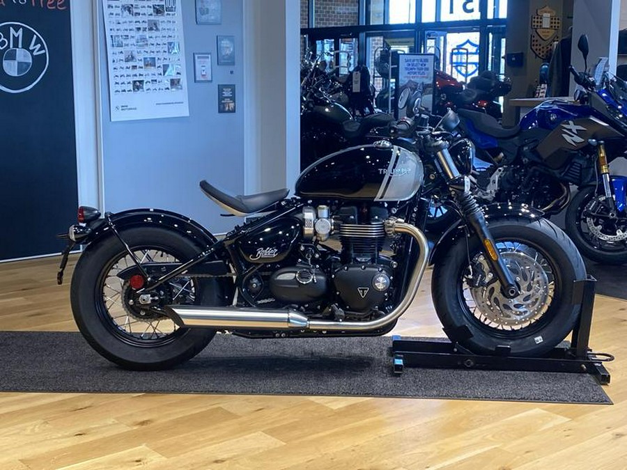 2024 Triumph BONNEVILLE BOBBER