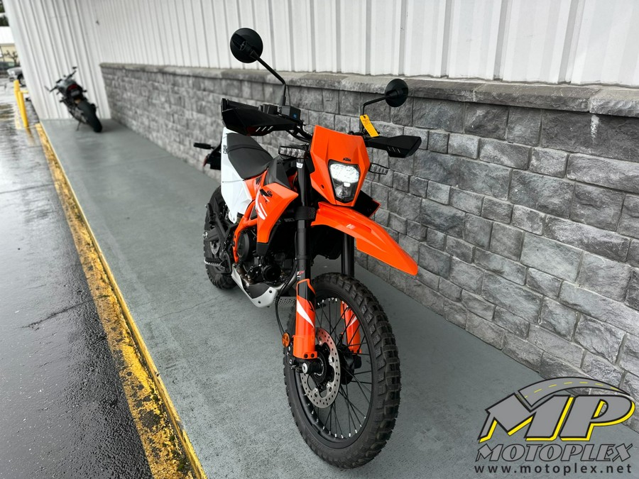 2025 KTM 390 Enduro R