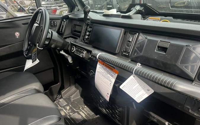 2026 Can-Am Defender MAX Lone Star HD11