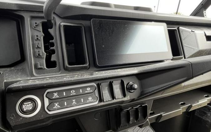 2026 Can-Am Defender MAX Lone Star HD11