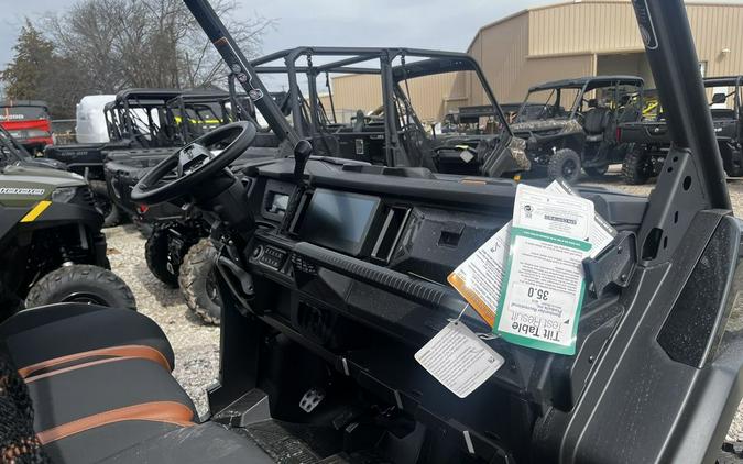 2026 Can-Am Defender MAX Lone Star HD11