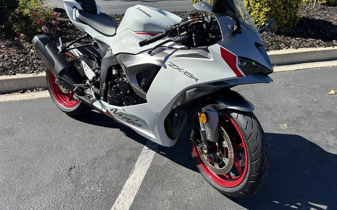 2025 Kawasaki Ninja® ZX™-6R ABS