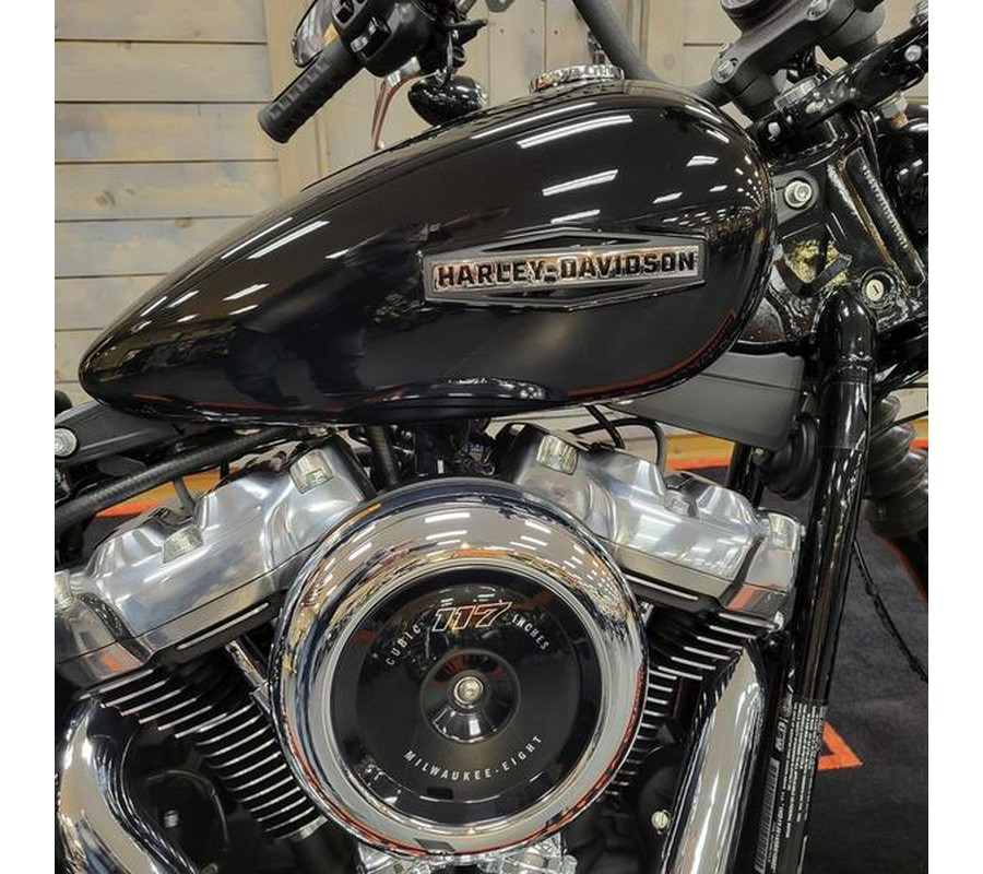 2025 Harley-Davidson® FXBB - Street Bob®