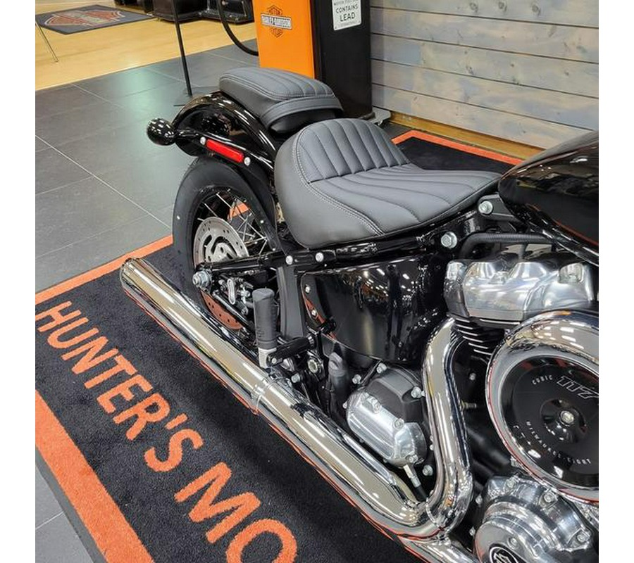 2025 Harley-Davidson® FXBB - Street Bob®
