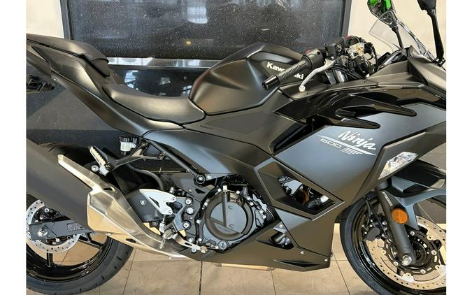 2026 Kawasaki NINJA 500 ABS
