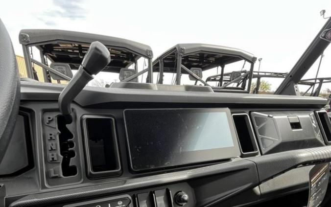 2026 Can-Am Defender MAX Lone Star HD11