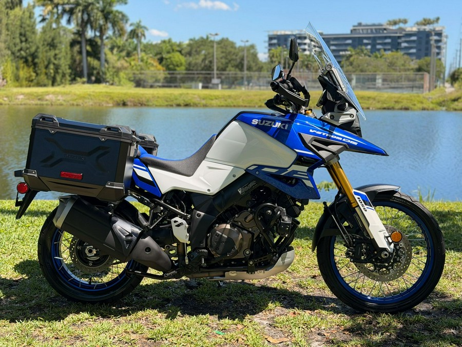 2024 Suzuki Motor of America Inc. V-Strom 1050DE Adventure