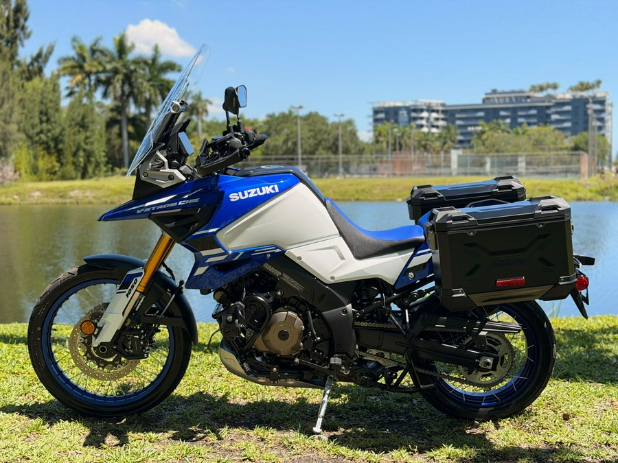 2024 Suzuki Motor of America Inc. V-Strom 1050DE Adventure