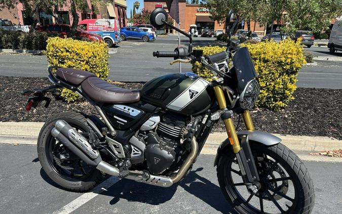 2024 Triumph Scrambler 400 X Matte Khaki Green / Fusion White