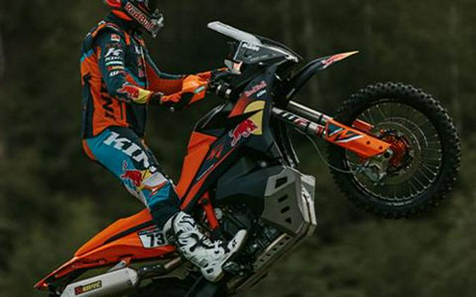 2027 KTM 890 Adventure R Rally