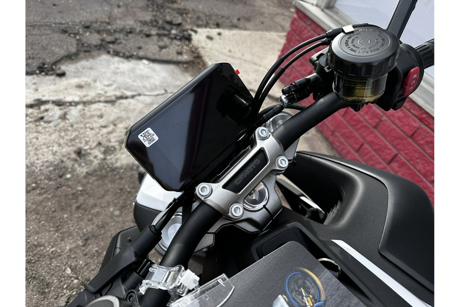 2024 450NK CF400-7US - CFMOTO