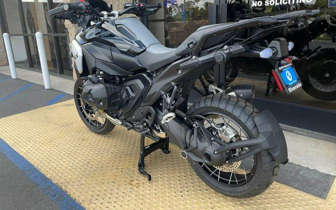 2026 BMW R1300GS Inventory - Get 3.9% APR financing or up to $1,500 off MSRP on select 2026 models*