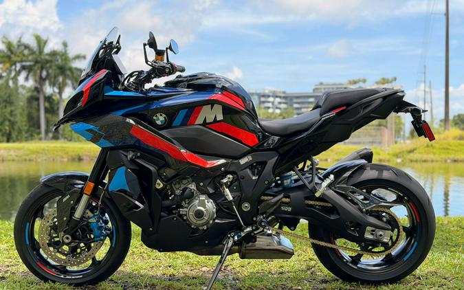 2025 BMW M 1000 XR